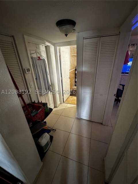 1245 W 24th St 126, Hialeah FL - photo 13 of 21