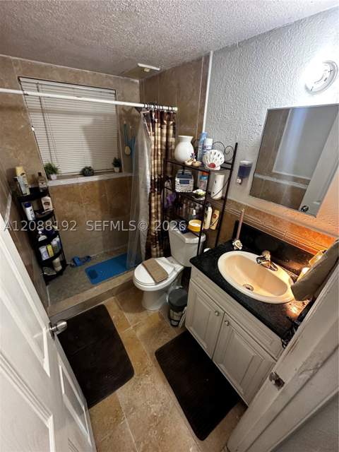 1245 W 24th St 126, Hialeah FL - photo 19 of 21