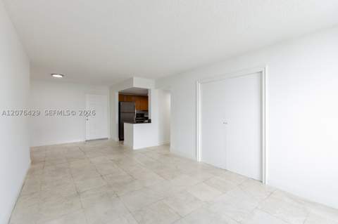 1621 Bay Rd 604, Miami Beach FL - photo 10 of 30