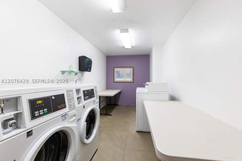 1621 Bay Rd 604, Miami Beach FL - photo 23 of 30