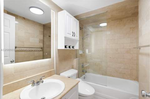 1005 8th St 206, Miami Beach FL - photo 16 of 19