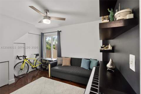 1005 8th St 206, Miami Beach FL - photo 9 of 19