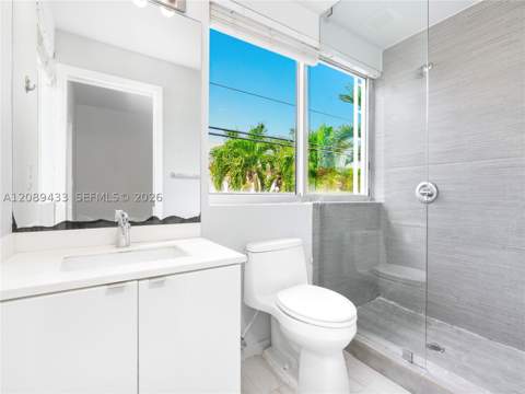 820 15th St 205, Miami Beach FL - photo 6 of 12