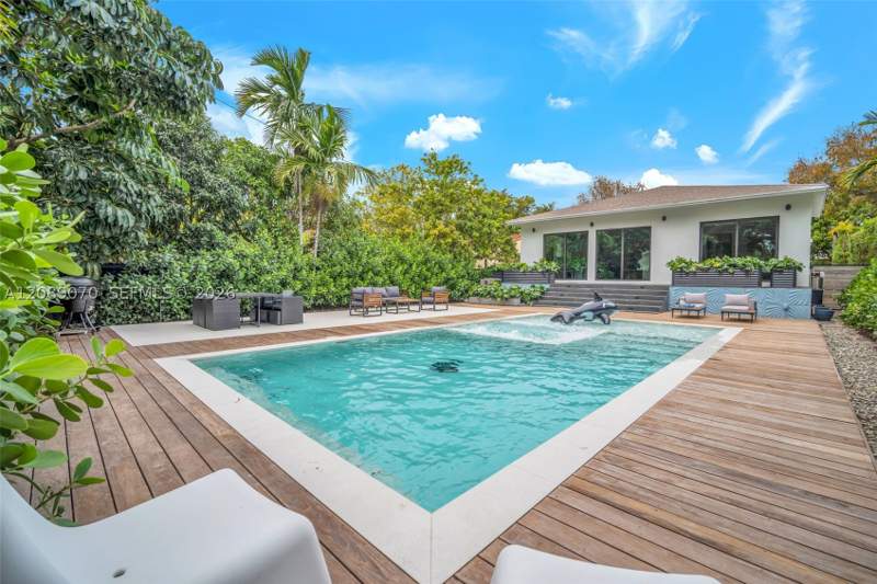 3 bedroom SingleFamilyResidence at 1430 SW 18th St, Amd Pl Adele Heights, Miami — photo 2