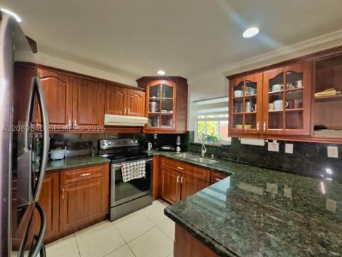 14348 SW 103rd St, Miami FL - photo 12 of 36