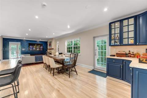 629 Altara Ave, Coral Gables FL - photo 10 of 41