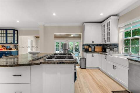 629 Altara Ave, Coral Gables FL - photo 12 of 41