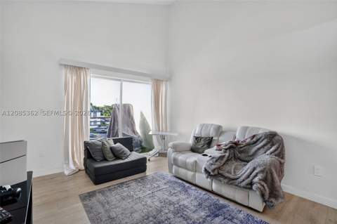 9735 Fontainebleau Blvd G303, Miami FL - photo 10 of 32