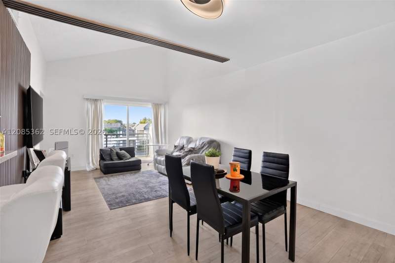 2 bedroom Condominium at 9735 Fontainebleau Blvd G303, Soleil At Fontainebleau C, Miami — photo 5