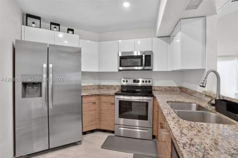 9735 Fontainebleau Blvd G303, Miami FL - photo 7 of 32