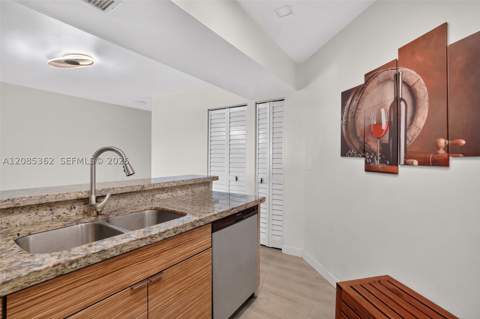 9735 Fontainebleau Blvd G303, Miami FL - photo 9 of 32