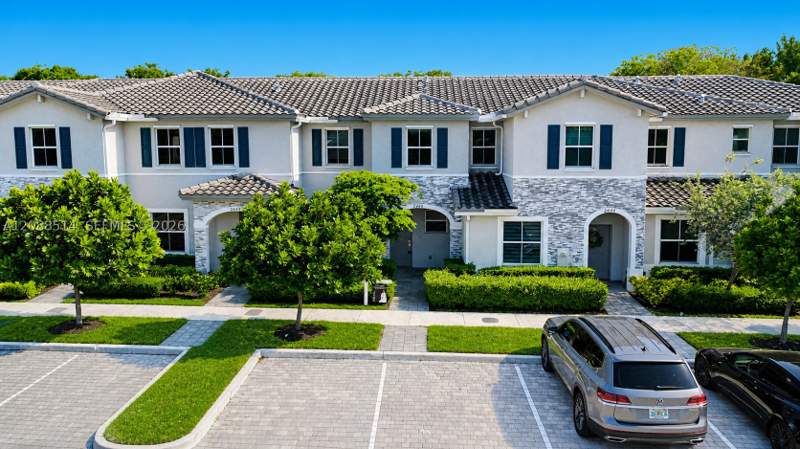 3 bedroom Townhouse at 2664 SE 19th St, Keys Gate Residential, Homestead — photo 3
