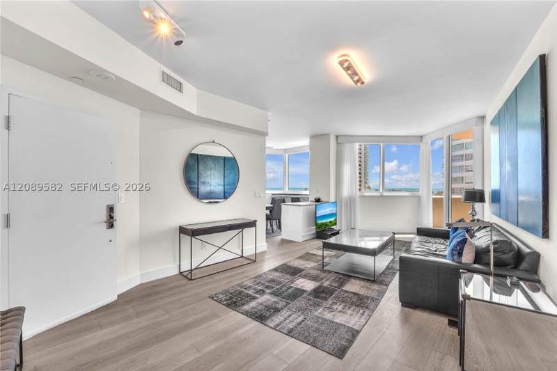 1 bedroom Condominium at 300 S Pointe Dr 809, Portofino Tower Condo, Miami Beach — photo 2