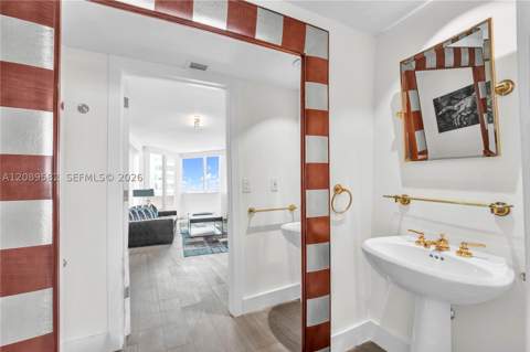 300 S Pointe Dr 809, Miami Beach FL - photo 21 of 54