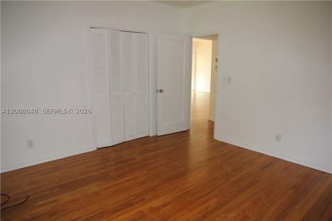 335 Candia Ave, Coral Gables FL - photo 6 of 17