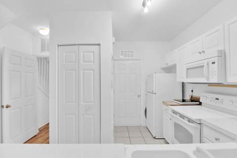1720 NE 33 Avenue 105-5, Homestead FL - photo 7 of 38
