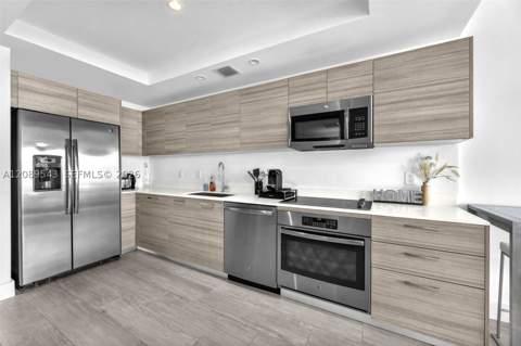 121 NE 34th St 905, Miami FL - photo 15 of 27