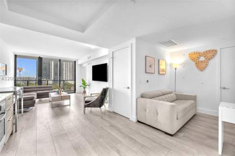 121 NE 34th St 905, Miami FL - photo 17 of 27