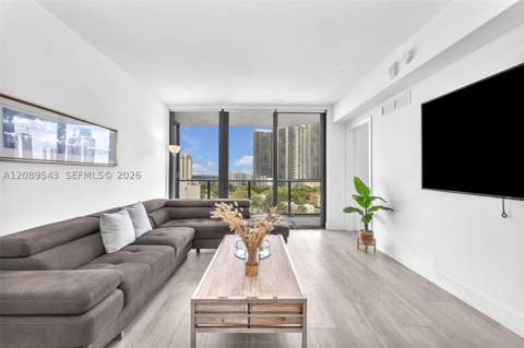 121 NE 34th St 905, Miami FL - photo 18 of 27
