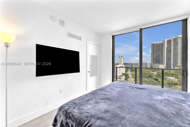 2 bedroom Condominium at 121 NE 34th St 905, 3401 Midtown Condo, Miami — photo 5