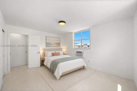 335 Collins Ave 407, Miami Beach FL - photo 21 of 38