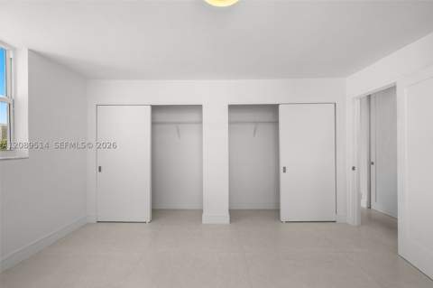 335 Collins Ave 407, Miami Beach FL - photo 23 of 38
