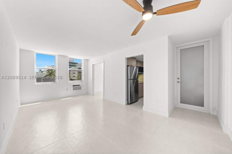 2 bedroom Condominium at 335 Collins Ave 407, Collins View Condo, Miami Beach — photo 4