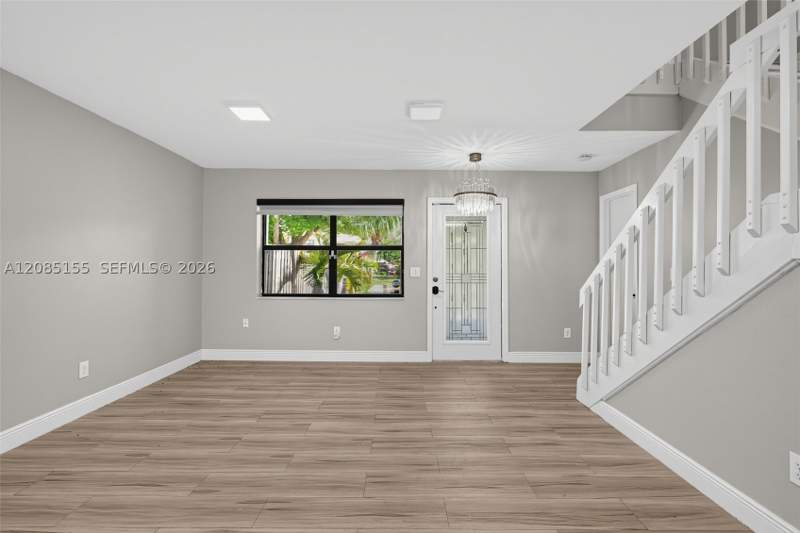 4 bedroom SingleFamilyResidence at 15131 SW 94th Ter, Hammocks Sec 3, Miami — photo 4