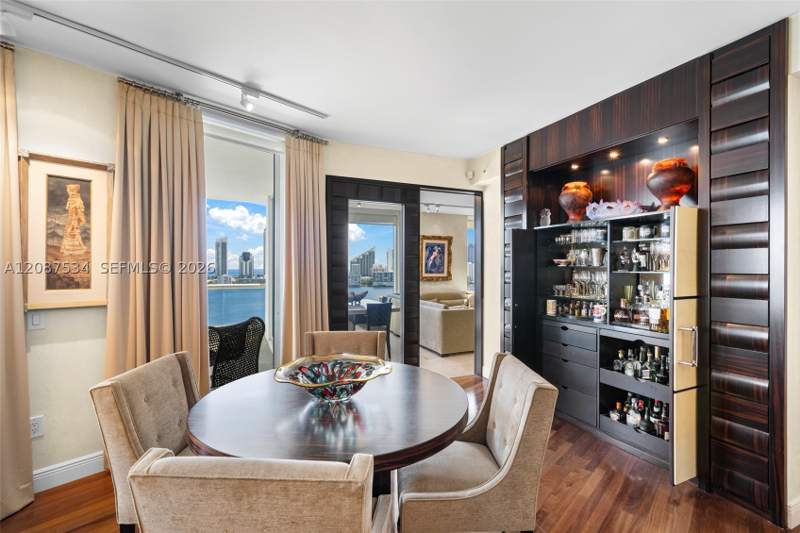 4 bedroom Condominium at 6000 Island Blvd 1703, Bellamare @ Williams Isla, Aventura — photo 4