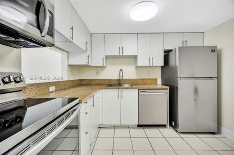 10525 SW 112th Ave 113, Miami FL - photo 12 of 29