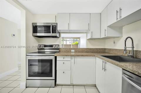 10525 SW 112th Ave 113, Miami FL - photo 14 of 29