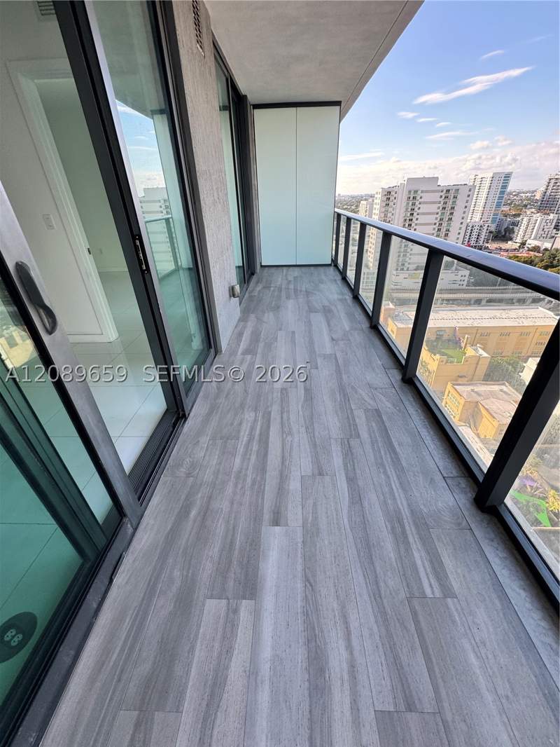 2 bedroom Condominium at 1300 S Miami Ave 1811, 1300 S Miami Avenue Condo, Miami — photo 2