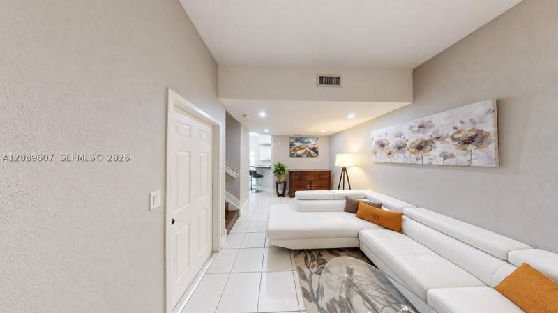 3 bedroom Townhouse at 22067 SW 88th Path, Lakes By The Bay Jay, Cutler Bay — photo 3