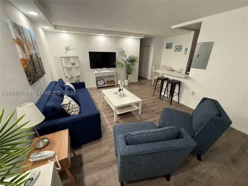 1 bedroom Condominium at 7904 West Dr 616, Bayshore Yacht & Tennis C, North Bay Village — photo 4