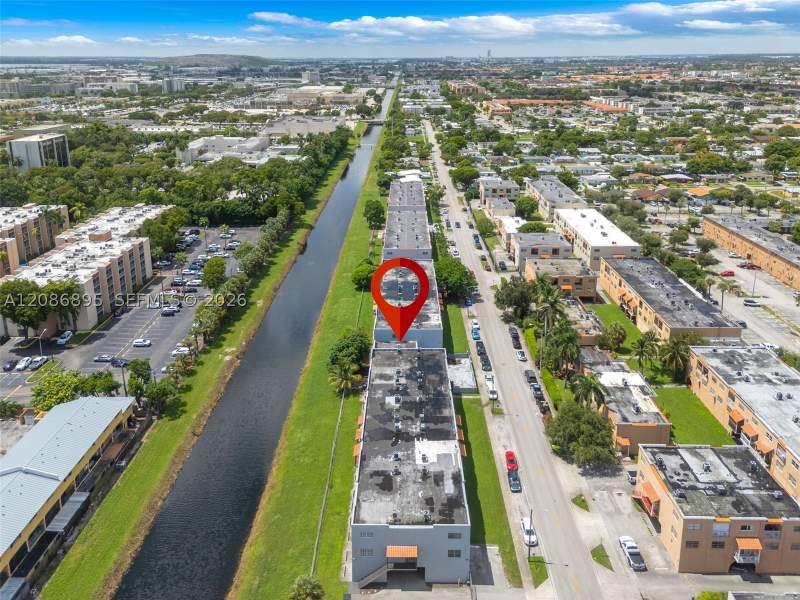 2 bedroom Condominium at 1300 W 53rd St 20, Westland Plaza Gardens Co, Hialeah — photo 2