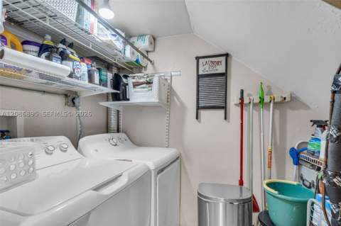 1300 W 53rd St 20, Hialeah FL - photo 20 of 23