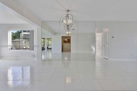 2475 NE 214th St, Aventura FL - photo 20 of 39