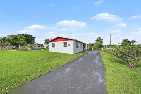 11370 SW 224th St, Miami FL - photo 12 of 15
