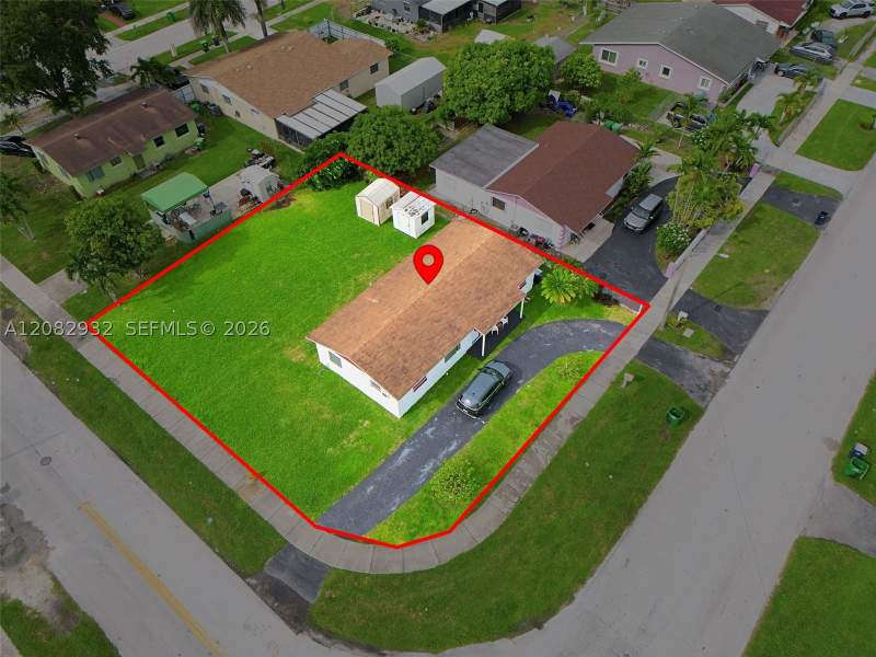 3 bedroom SingleFamilyResidence at 11370 SW 224th St, Richland Estates, Miami — photo 2