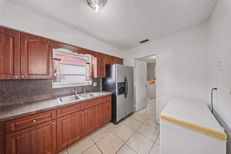3 bedroom SingleFamilyResidence at 11370 SW 224th St, Richland Estates, Miami — photo 3