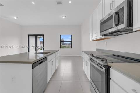 19447 SW 124th Ct, Miami FL - photo 12 of 48