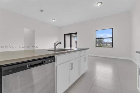 19447 SW 124th Ct, Miami FL - photo 13 of 48