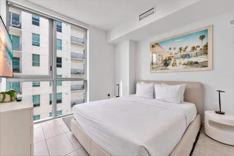 227 NE 2nd Street 2801, Miami FL - photo 17 of 39