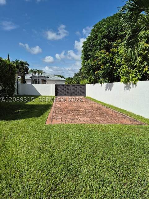 19431 SW 133rd Ave, Miami FL - photo 6 of 28