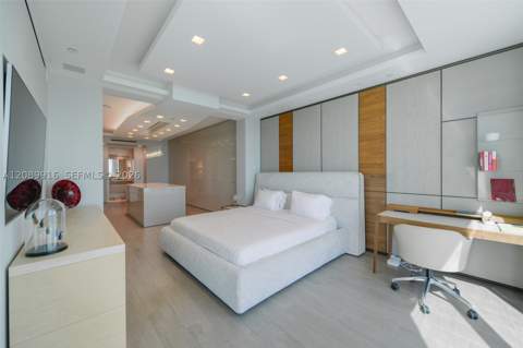 16047 Collins Ave 3204, Sunny Isles Beach FL - photo 11 of 35