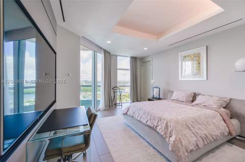 16047 Collins Ave 3204, Sunny Isles Beach FL - photo 19 of 35