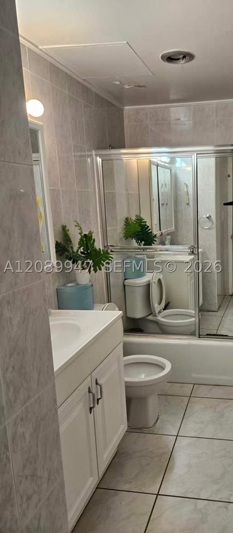 400 Kings Point Dr 1624, Sunny Isles Beach FL - photo 13 of 16
