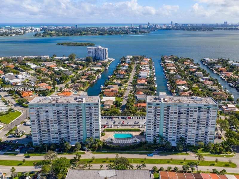 2 bedroom Condominium at 2150 Sans Souci Blvd C402, Bayview Towers, North Miami — photo 1