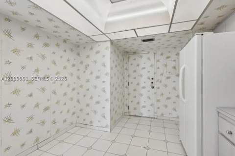 2150 Sans Souci Blvd C402, North Miami FL - photo 12 of 44