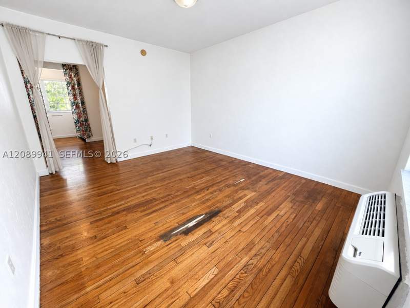 0 bedroom Condominium at 741 15th St 12, Santana Condo, Miami Beach — photo 3